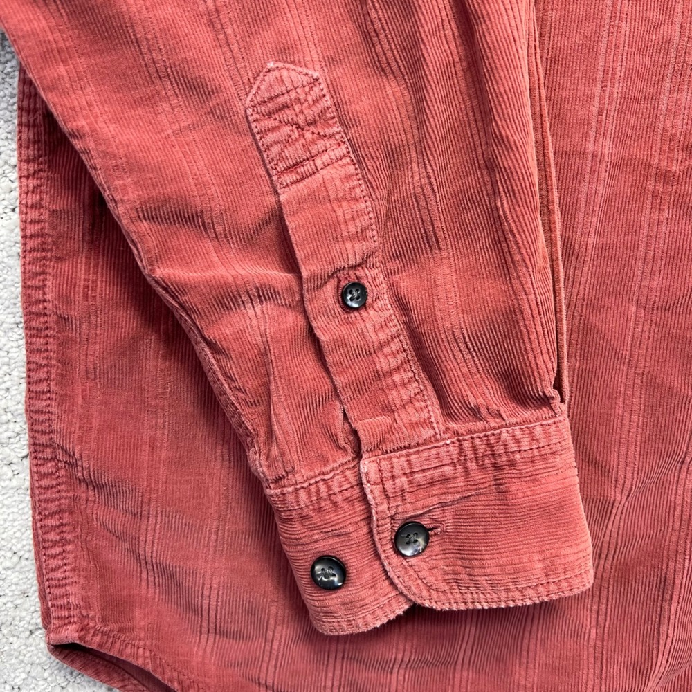 The Territory Ahead Shirt Mens Large Red Corduroy Faded Button Down Longsleeve - Picture 5 of 16